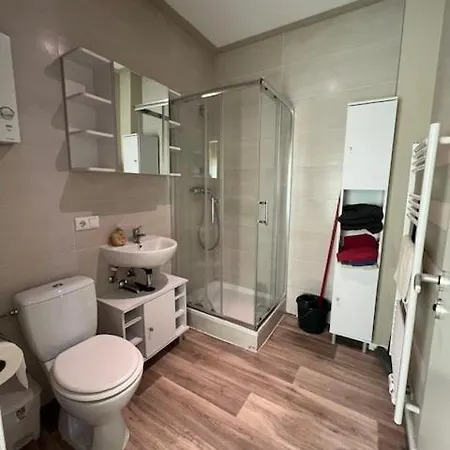 Monteur Apartment *